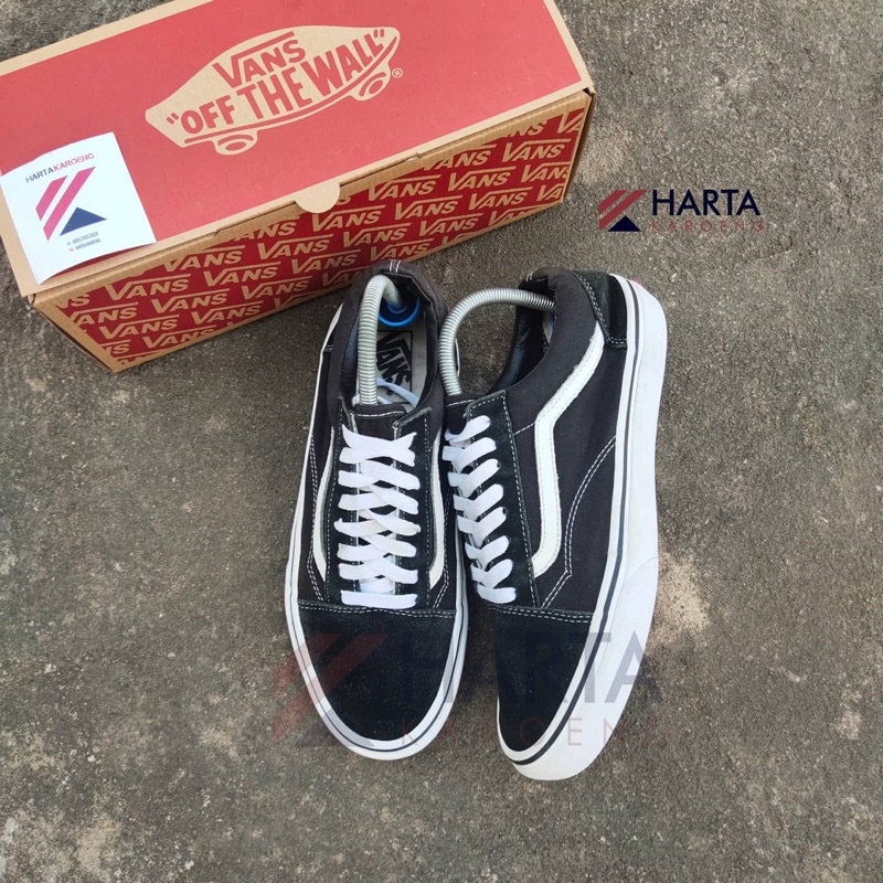 Sepatu Vans Oldskool Black White Second Original Size 42