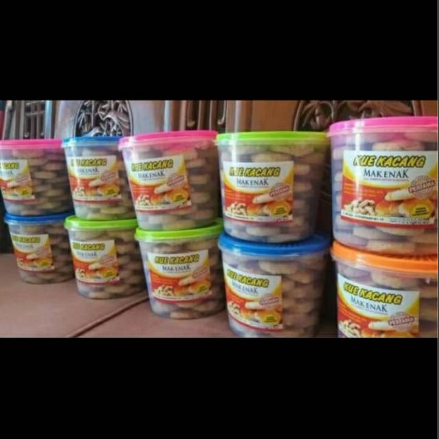 

Kue kacang mak enak