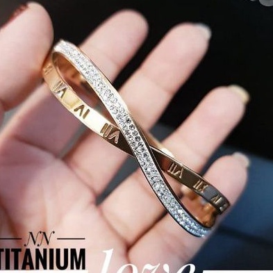 TiTanium gelang wanita AY0