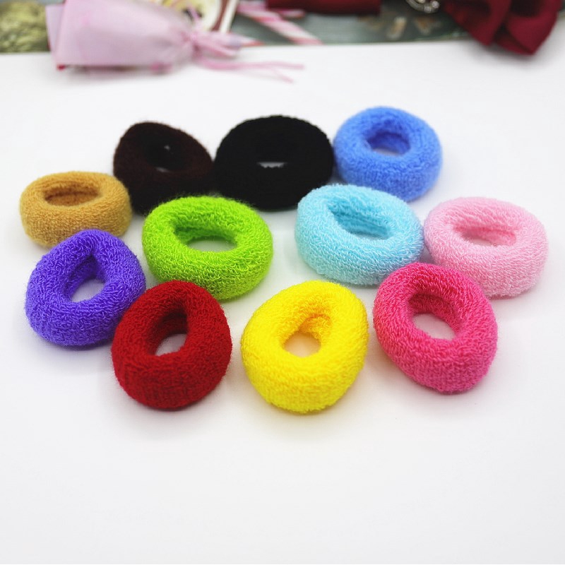 Ikat Rambut Donat Jumbo (kimiko)