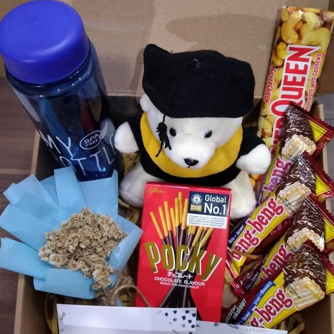 

Premium Product!!! Hampers Wisuda / Gift Box / Kado /Hadiah Wisuda / Graduation - Paling Diminati