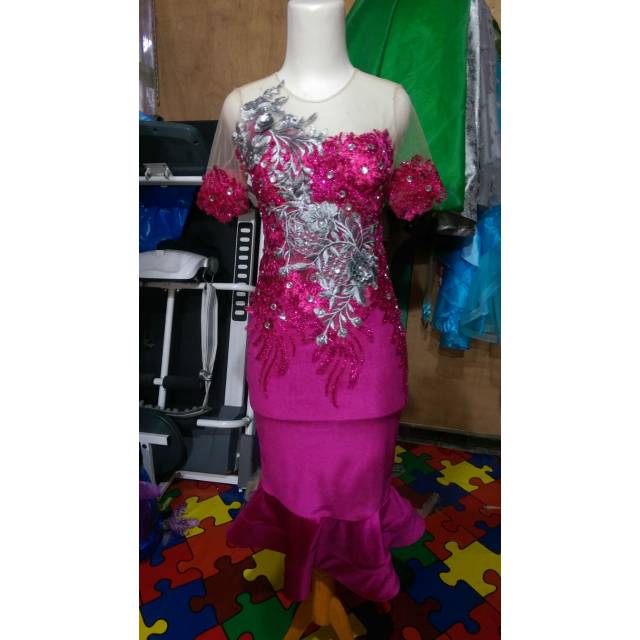 Dress pendek/baju penyanyi