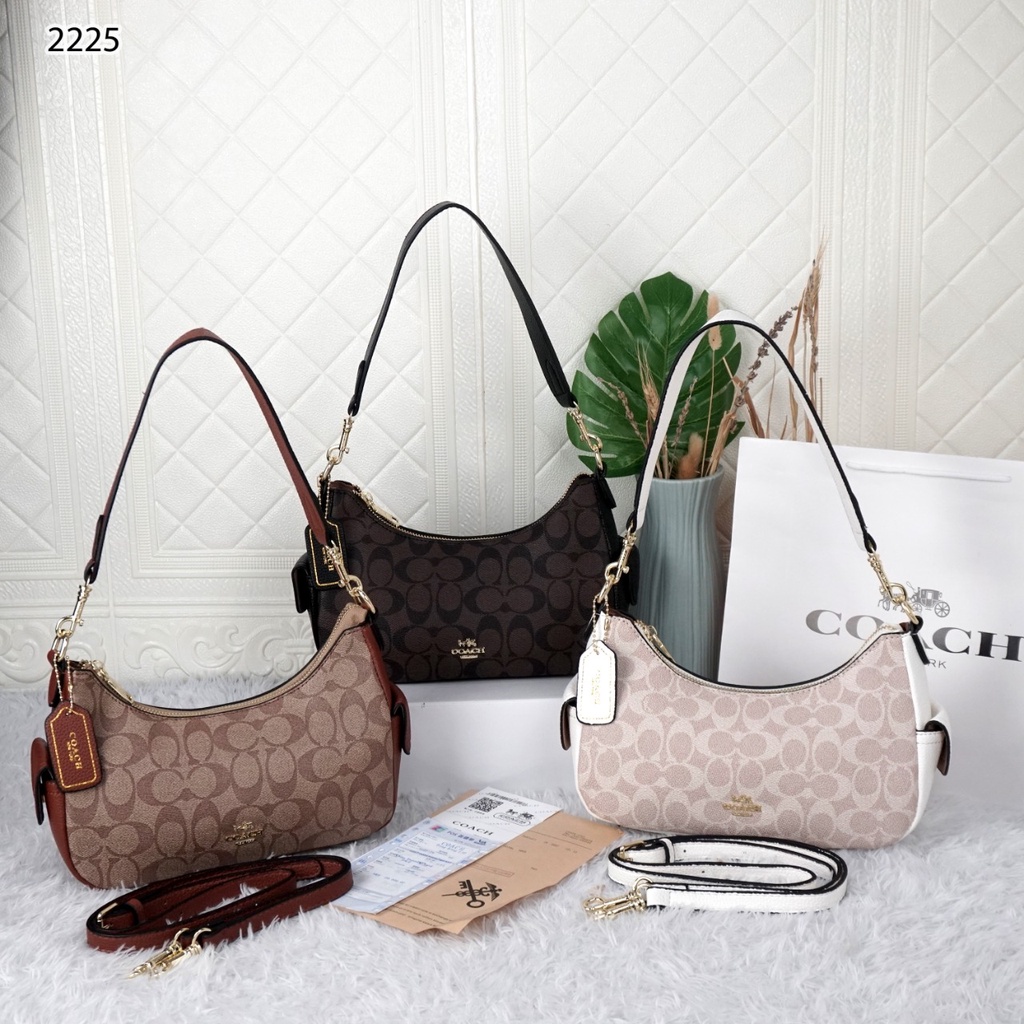 Pennie Shoulder Bag 2225