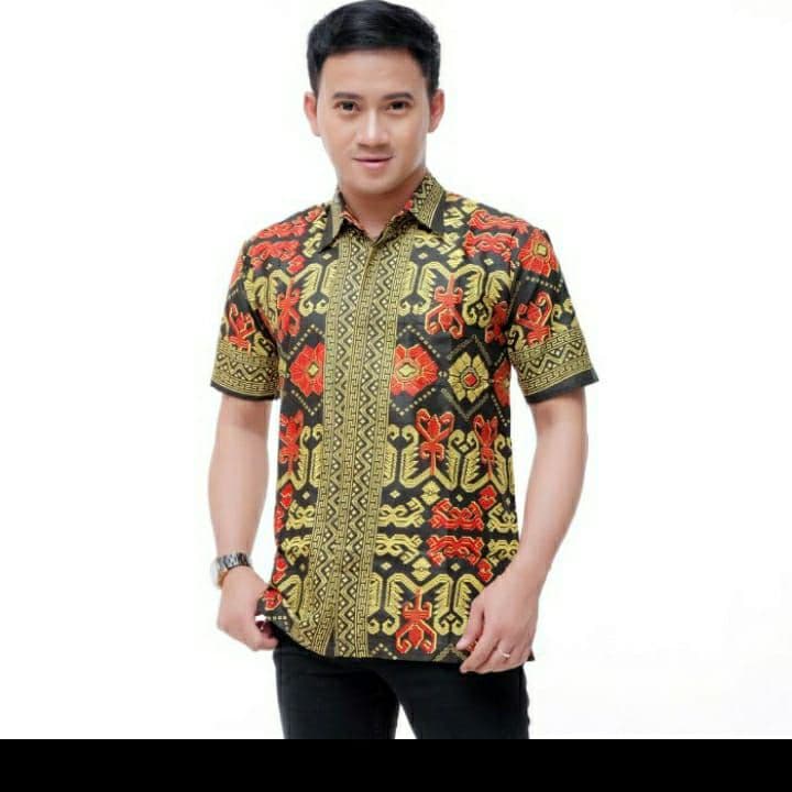 Hem batik pria pendek