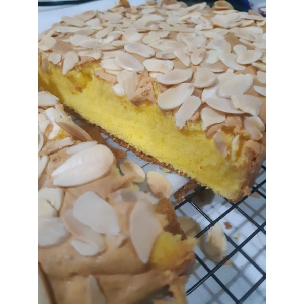 

spiku cake/kue spiku almond/ spikukeju