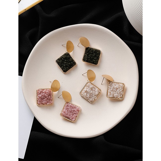 LRC Anting Tusuk Fashion Geometric Wafer Plush Square Earrings D28191