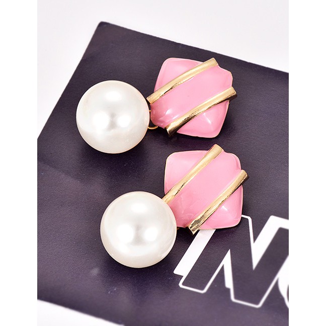 LRC Anting Tusuk Fashion Alloy Resin Pearl Square Earrings F40587