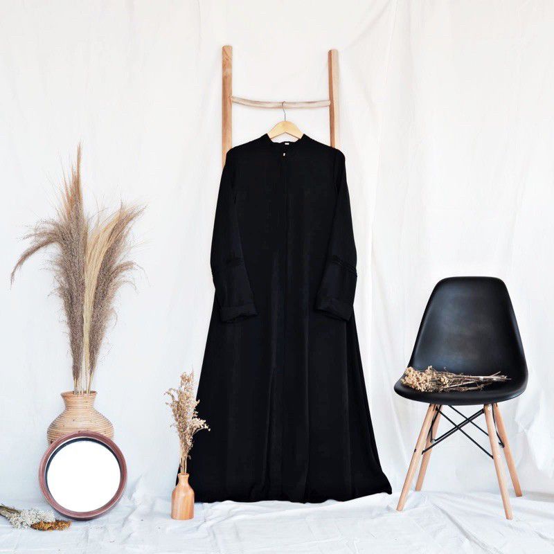 (SOLD) Aasfa Abaya - Preloved VGC