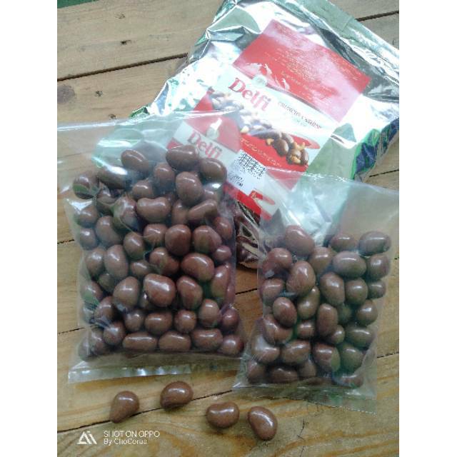 

Delfi CHOCO DRAGEES kemasan ecer 250g