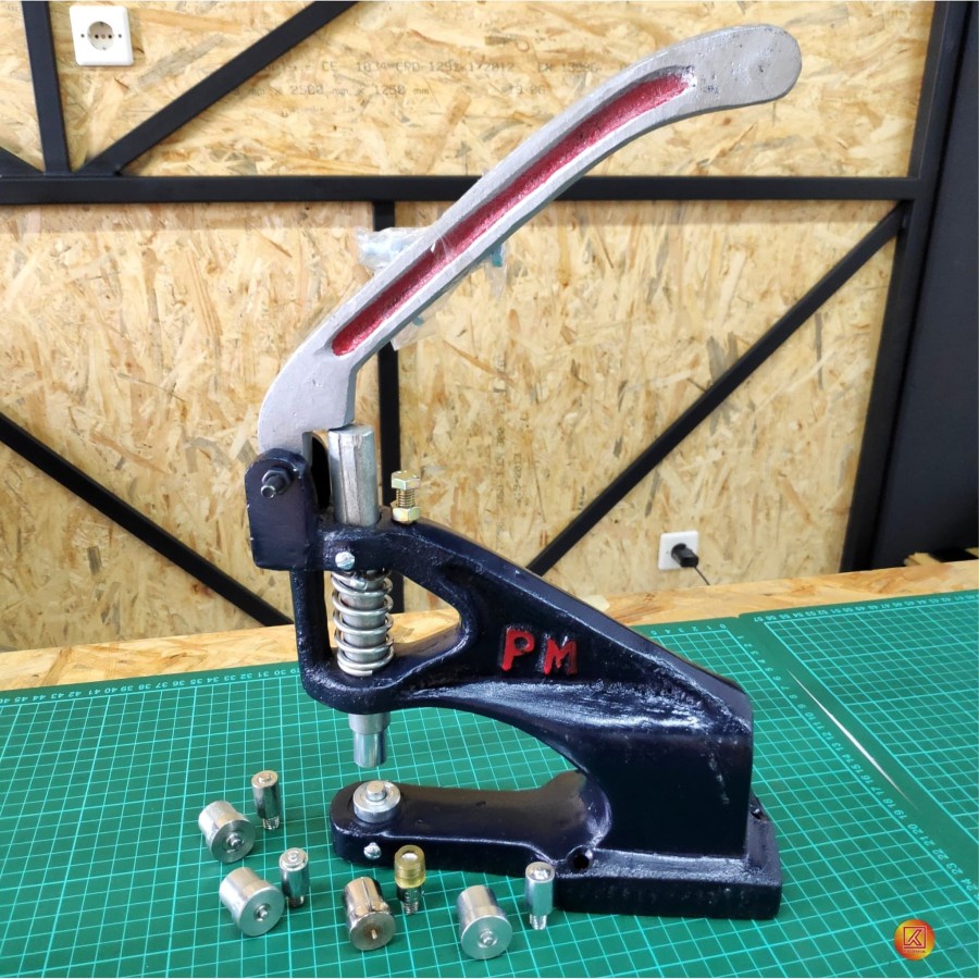 Mesin Press Mata Ayam / Alat Press Mata Ayam / Mesin Hand Press