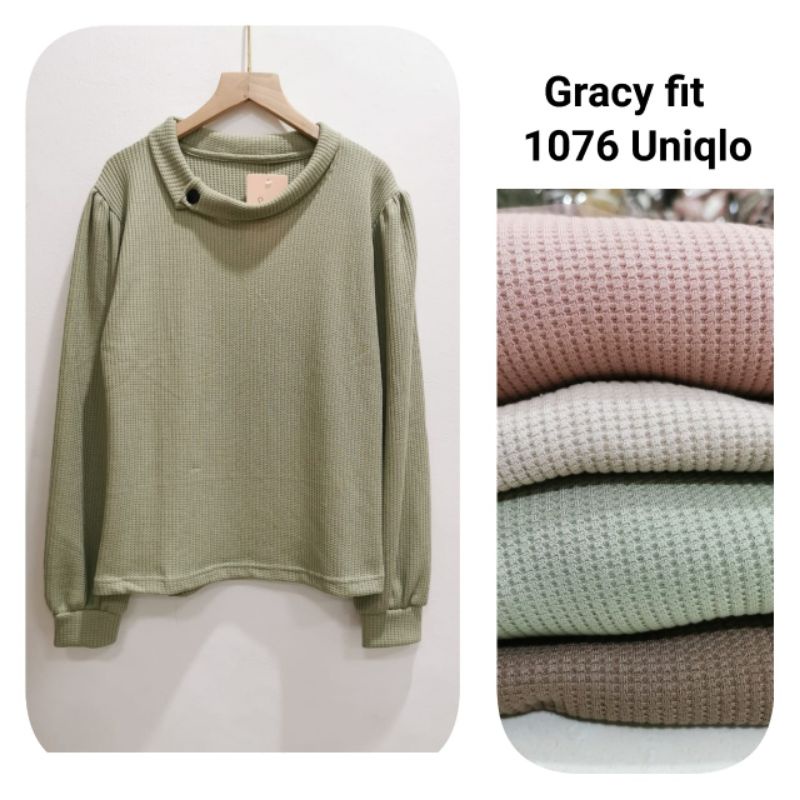 Atasan UNIQLO 1076 by CLARKE