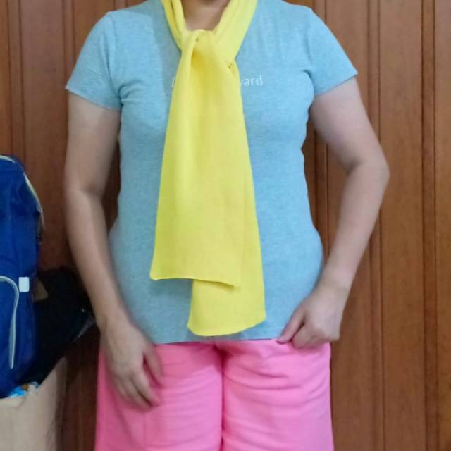 Syal syall scarf shawl rajut polos kuning