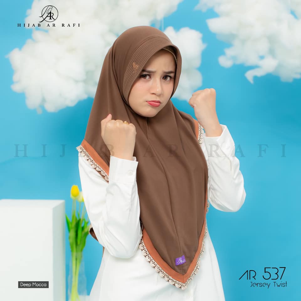 Terbaru ✔️COD ✔️ Jilbab Instan by Arrafi Hijab AR 537 Jilbab instan aksen renda tepi-deep mocca