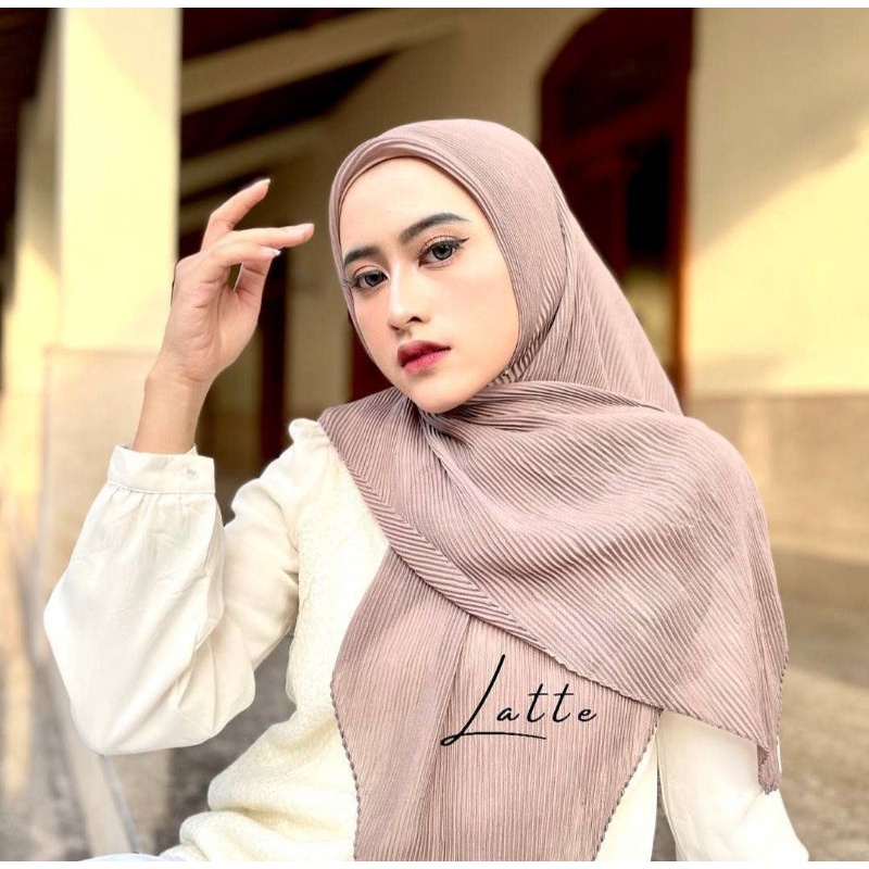 Terlaris!!Segiempat plisket bella square/bella plisket lidi/segiempat plisket/jilbab plisket lidi/co-3