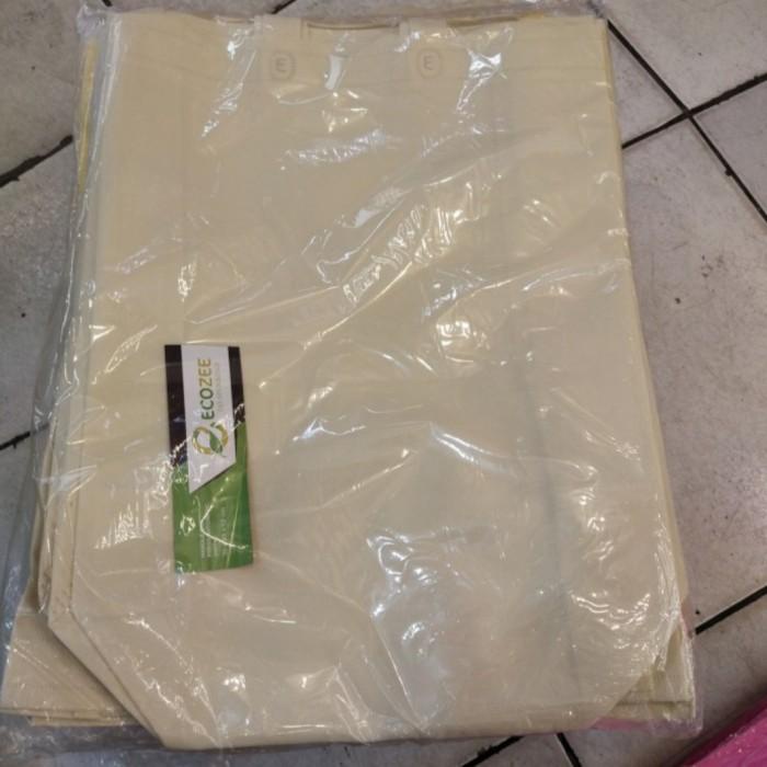

Goodiebag Tas Spoundbond/Goodie Bag Uk.35X45X12Cm. 1 Pak Isi 12 Pcs