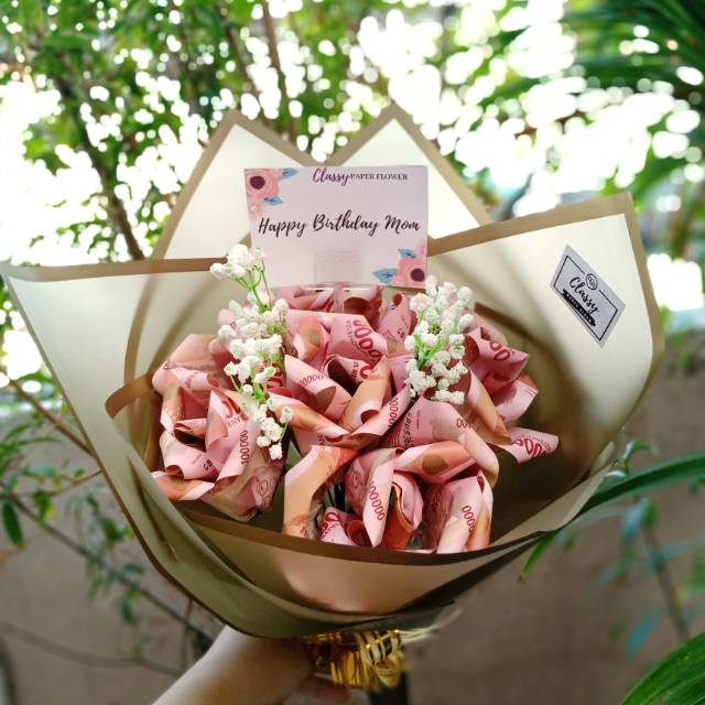 Buket tangan bunga/ Handbucket/ bouquet uang  bentuk bunga
