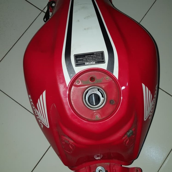 {duniastore} Tangki New CBR150R K45G CBR 150R 150 R Facelift Ori Copotan Merah Diskon