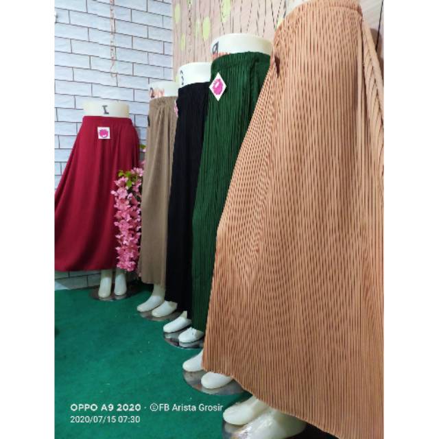 Rok plisket bahan hyget super