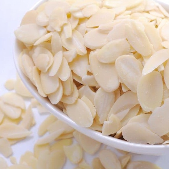 Raw Sliced Almond 350 Gr (Irisan Almond Mentah) - LuckyBite