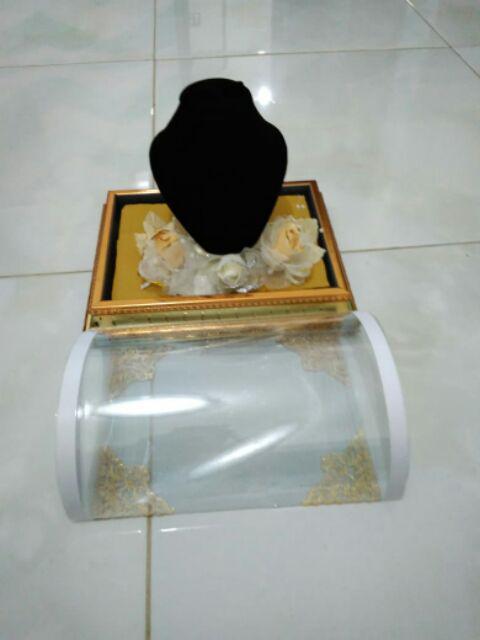 Tempat Perhiasan Untuk Kalung Warna Biru Frame Silver