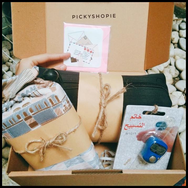 

Hampers Mukenah Sajadah Tasbih Digital Paket Kado Hadiah