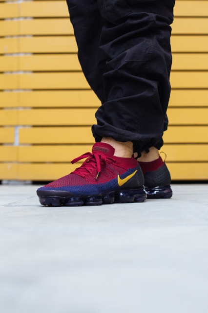 vapormax flyknit 2 team red