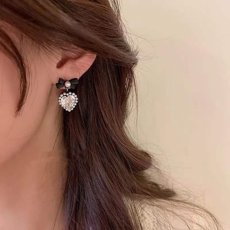 Anting Tusuk Gantung Wanita Desain Hatipitamutiara Gaya Musim Panas