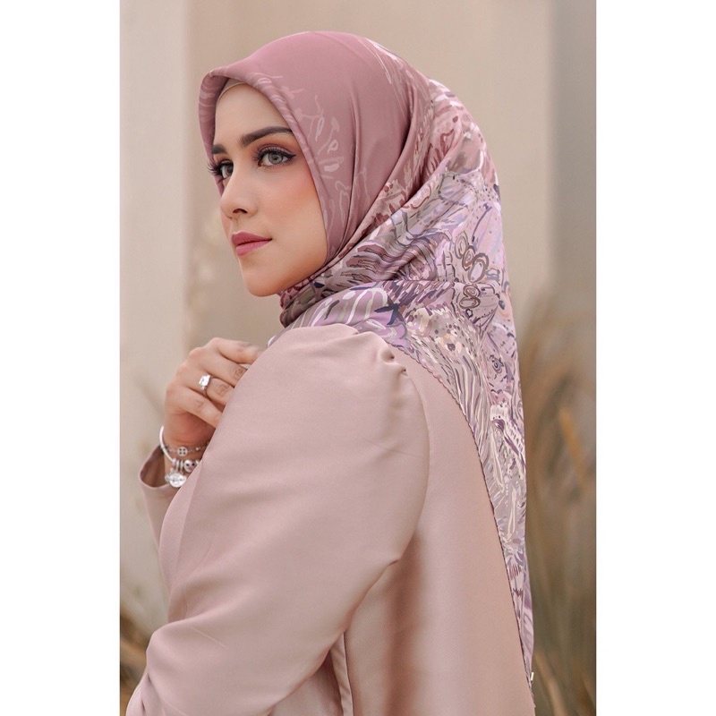 PL BUTTONSCARVES FARSHA SERIES OLD ROSE-SATIN