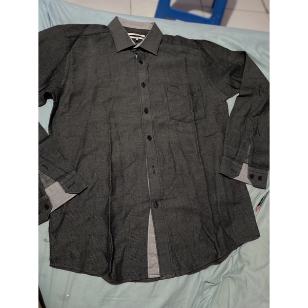 preloved kemeja pria Valino original