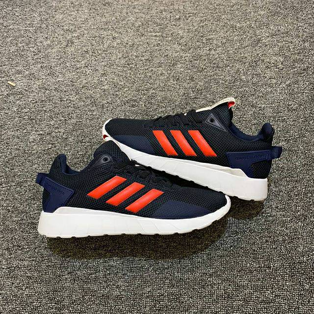 Adidas questar