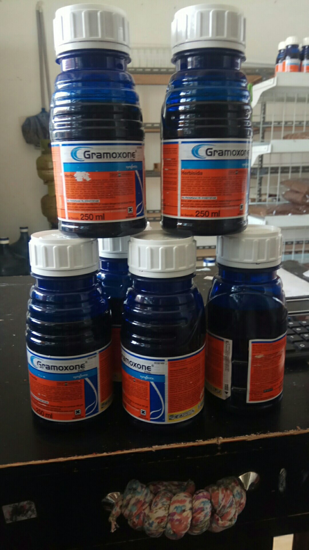 Gramoxone 250 Ml Untuk Membasmi Rumput