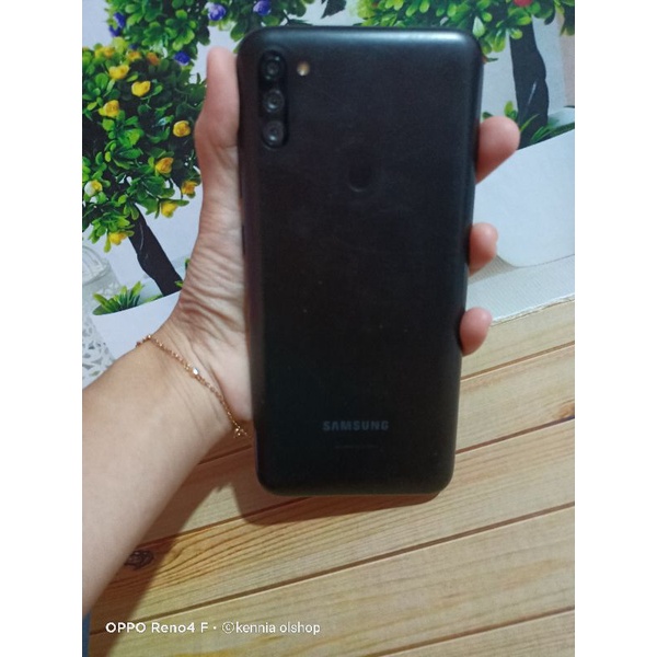 samsung M 11 ram 3/32( batangan)