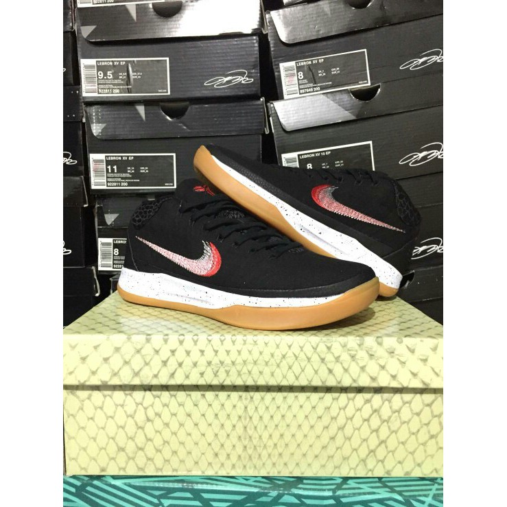 kobe ad black gum