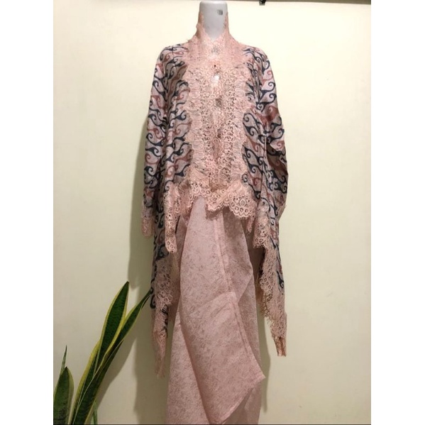 Set Outer Lace mix rok lilit