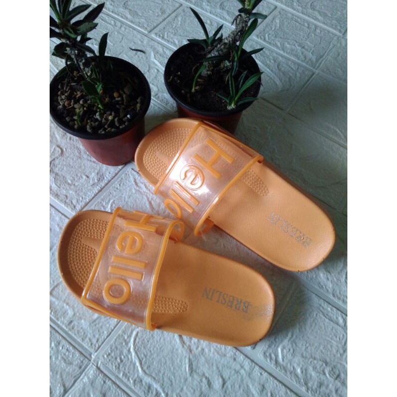 Sandal selop anak cewek/ BRESLIN