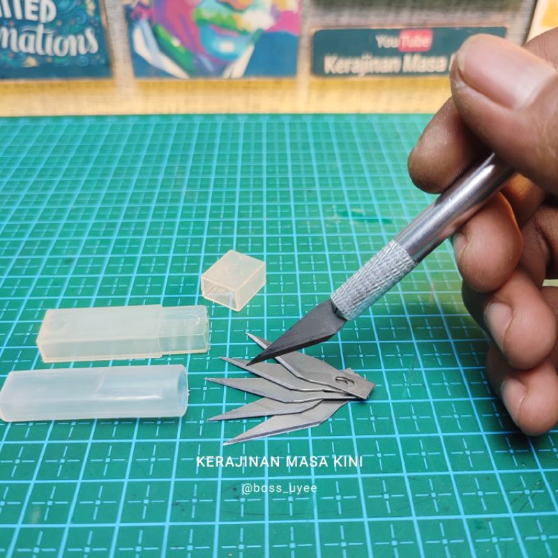 

Pen Cutter Set / Pisau Ukir Set + 5 Pcs Refill Mata Pisau Cadangan
