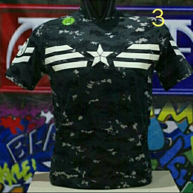 Kaos Superhero Wash dan Motif