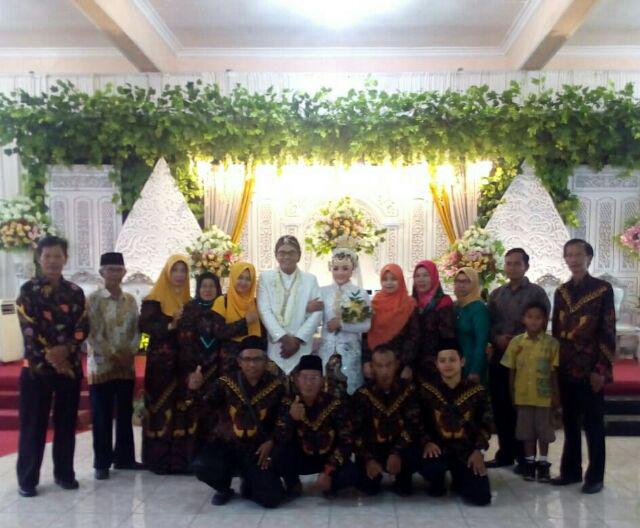 Maura Couple - Sania Ruffle Batik Couple Ori Ndoro Jowi Dnt Garansi Termurah Shopee - Batik Couple