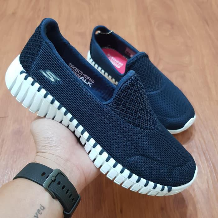 SEPATU SKECHERS GOWALK SMART - NAVY / SEPATU WANITA /SKECHERS WANITA