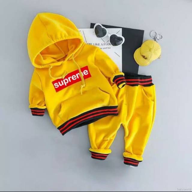 Setelan Anak Laki-laki  Supreme Baju Hoodie Lengan Pendek, Celana Panjang Anak Kecil Murah