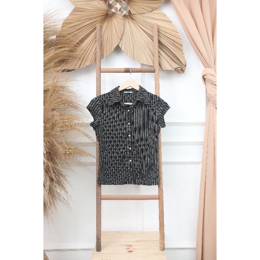 Kemeja Salur Wanita Lengan Pendek Atasan Garis Cewek