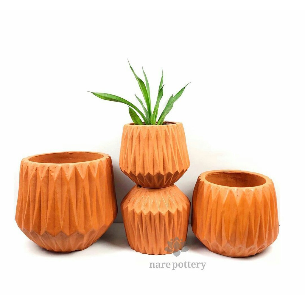 Pot Topaz / Pot Terracotta / Pot Tanah Liat / Pot Unik / Pot Gerabah
