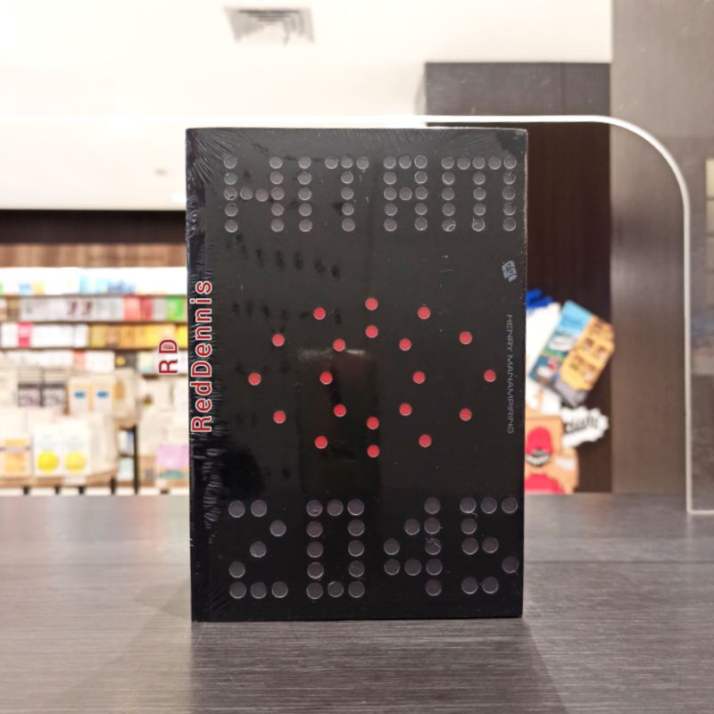 Hitam 2045 - Henry Manampiring