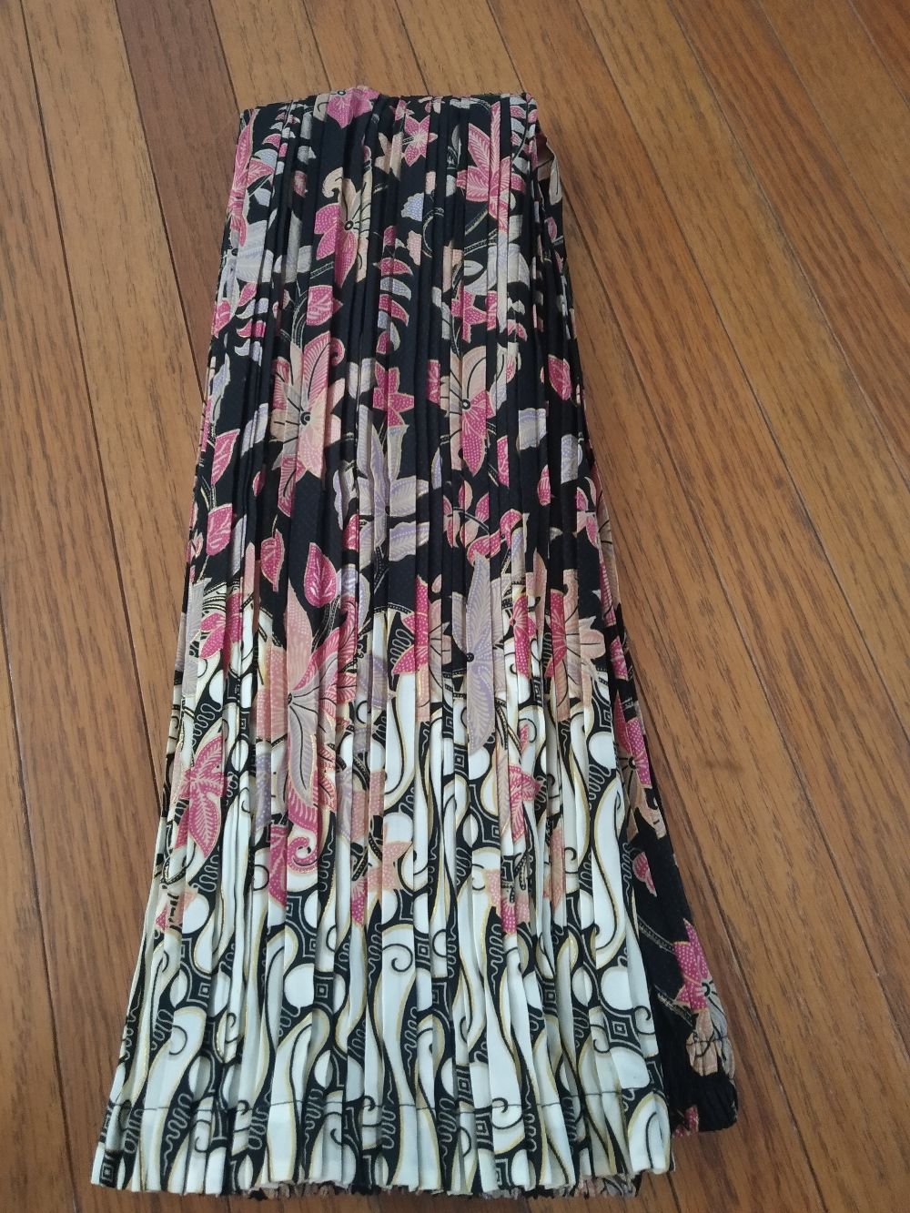 Couple Kemeja Dan Rok Prrisket Bougenvil Hitam