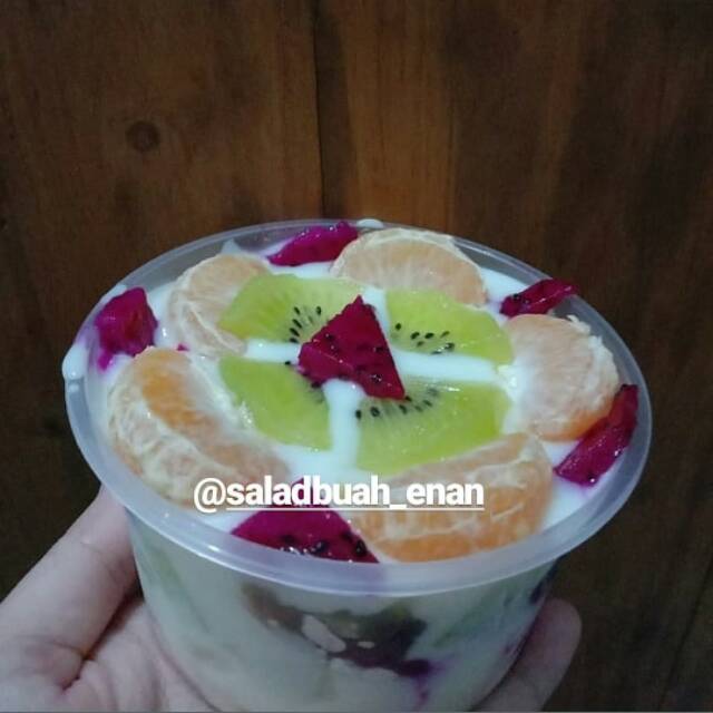 

salad buah enan 300 ml