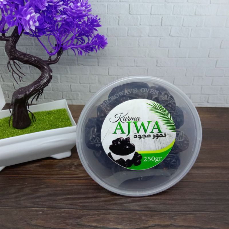 

Kurma Ajwa Medina 250 gram