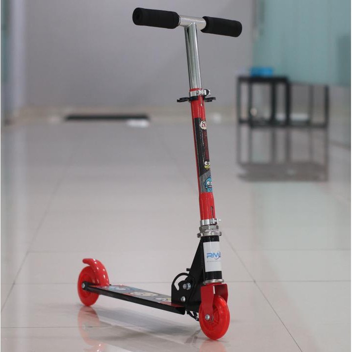 Khusus Exspedisi Skuter Anak Roda 2 & 3  Element RMB SNI & Scooter RD3 D007 Avengers & Frozen Papan Skateboard Murah-Black Red