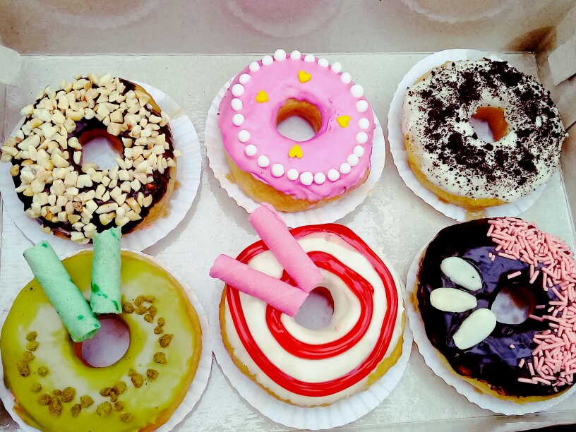 Cetakan Donat Plastik [diameter 8,5 Cm]