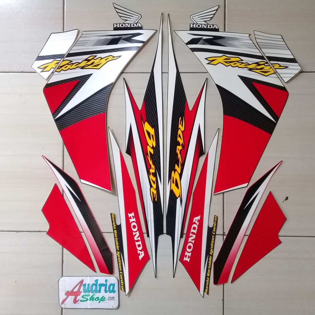 Sticker Striping Motor Honda Blade Racing R 2013 Hitam-Merah