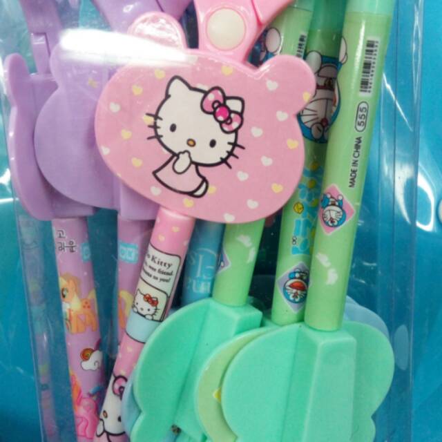 

Pen gel dengan gunting mini